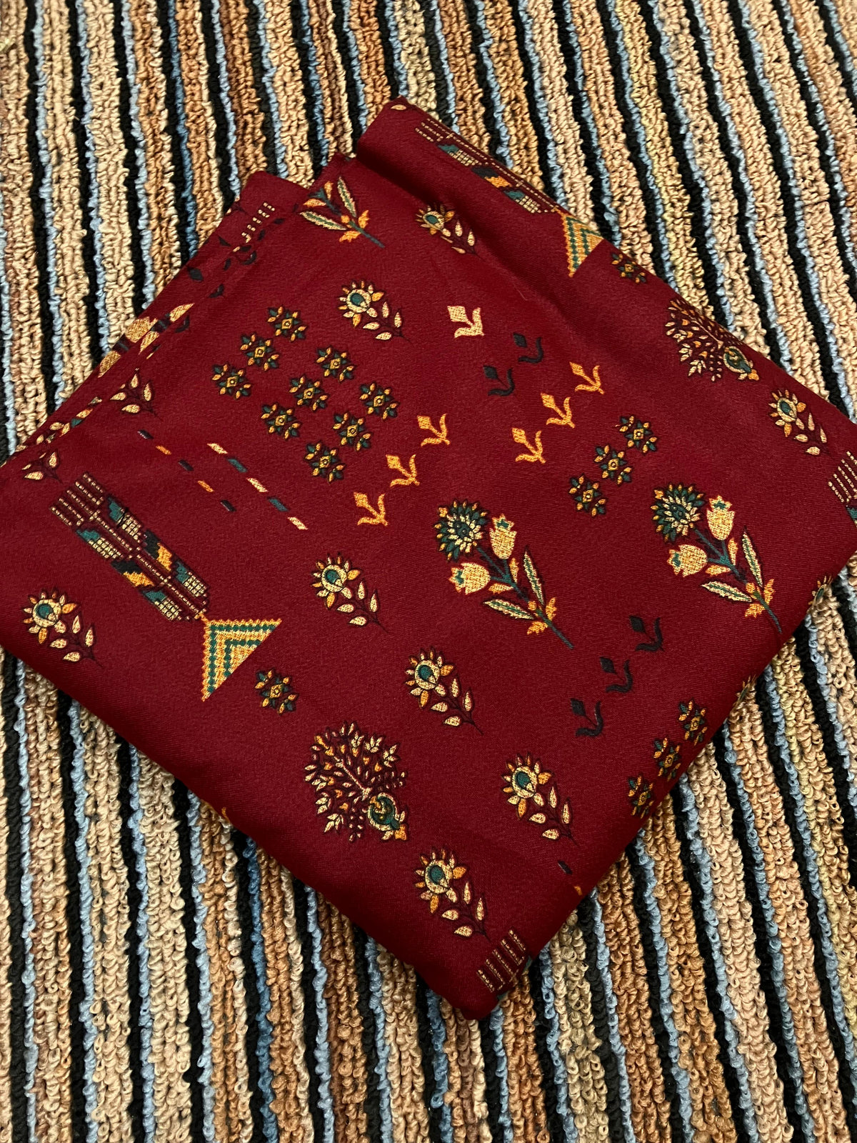 Winter Dhanak 2pc Suit  5 Gaz Cutting | Soft & Warm