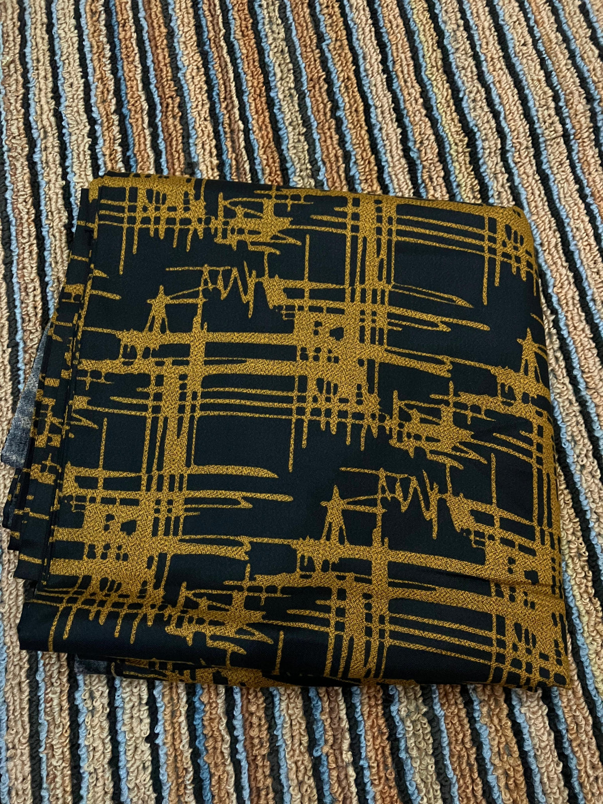 Winter Dhanak 2pc Suit  5 Gaz Cutting | Soft & Warm