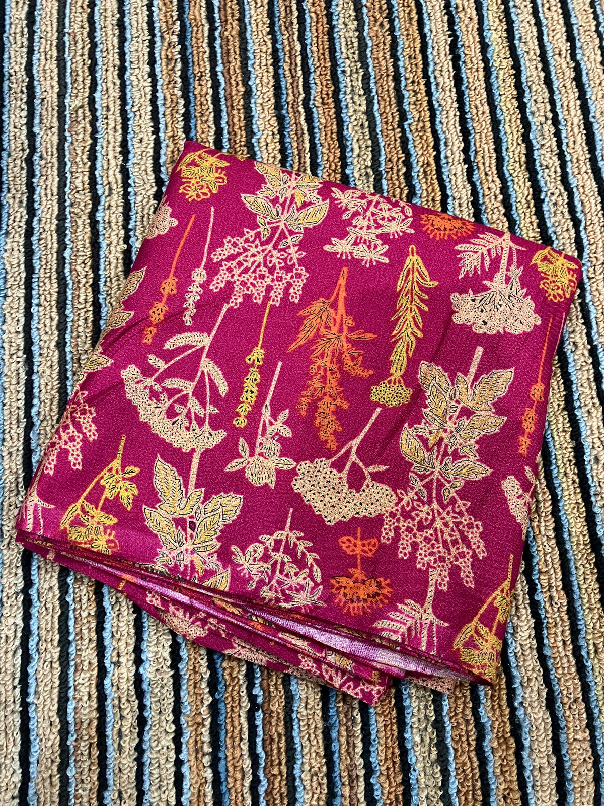 Winter Dhanak 2pc Suit  5 Gaz Cutting | Soft & Warm